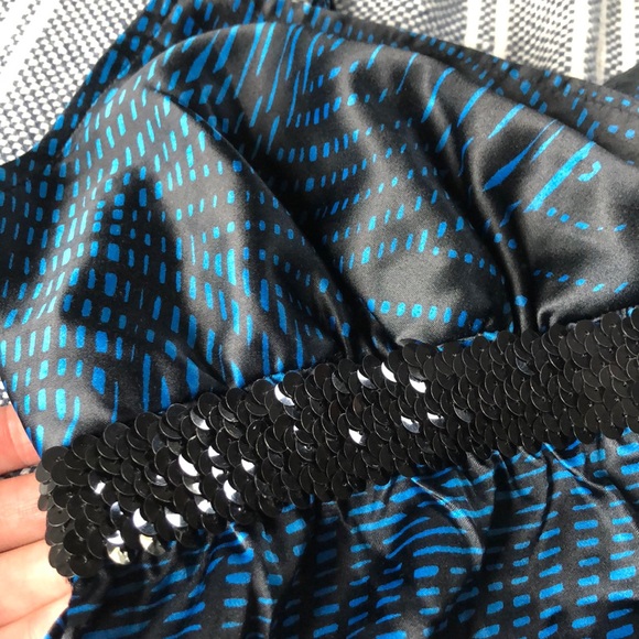 Express Sequined Cami - Picture 2 of 4